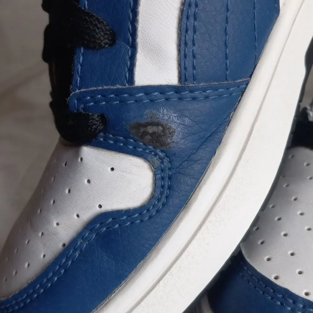 Puma 6 Mens White and Blue